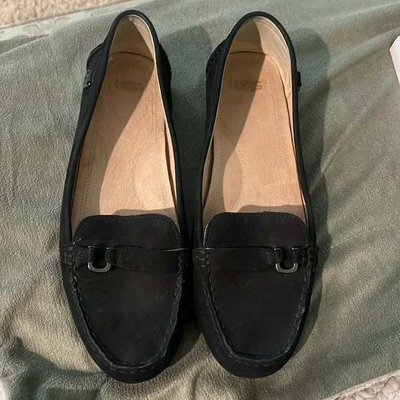 UGG | Shoes | Ugg Callen Black Suede Loaferslip On Shoessz  display picture 1